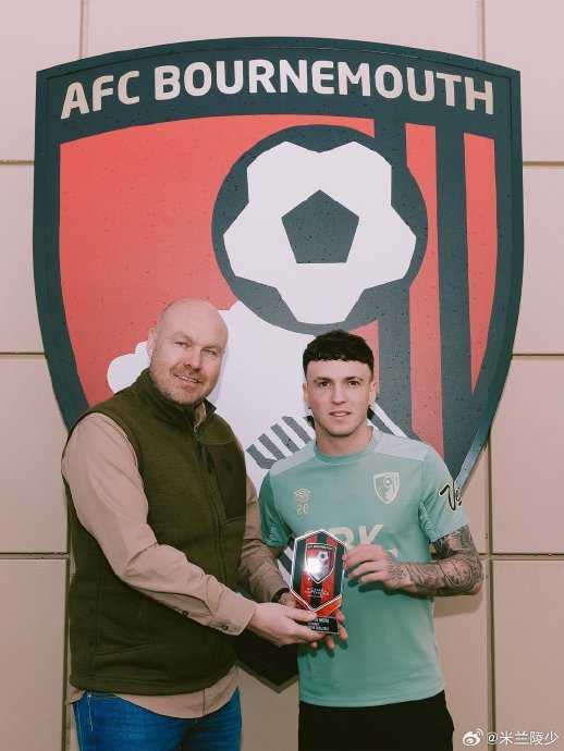 小希门当选伯恩茅斯12月最佳球员