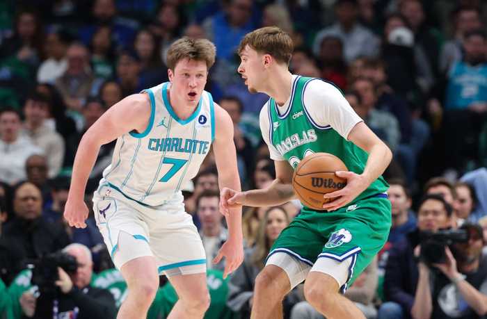 49+10，34+4，两位天才五星高中生，室友，谁才是最佳新秀？